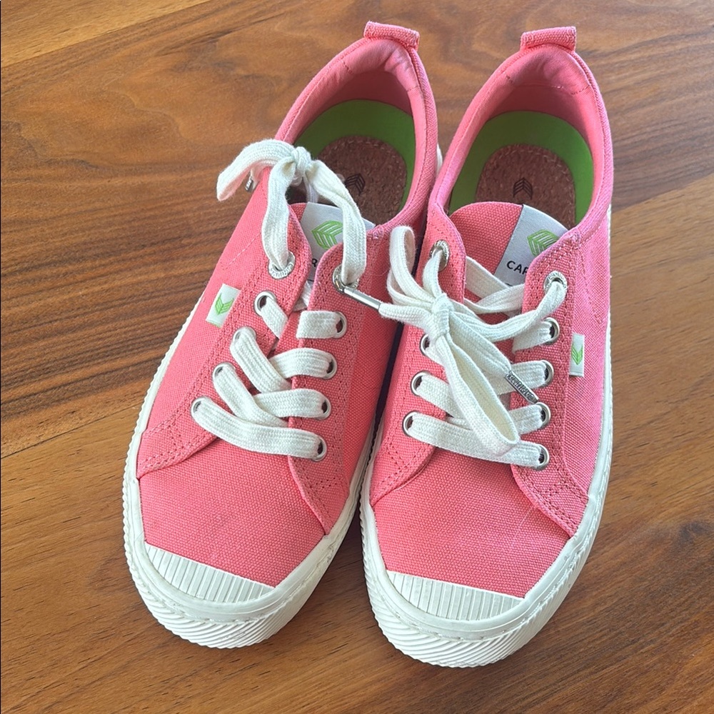 Cariuma Pink Canvas Sneakers with White Laces